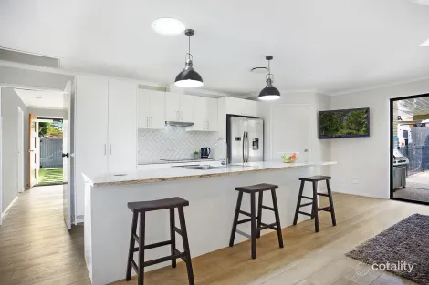 Property photo of 94 Elkhorn Street Kuluin QLD 4558