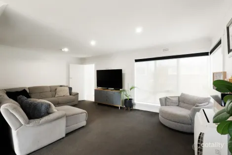 Property photo of 19 Highview Crescent Devonport TAS 7310