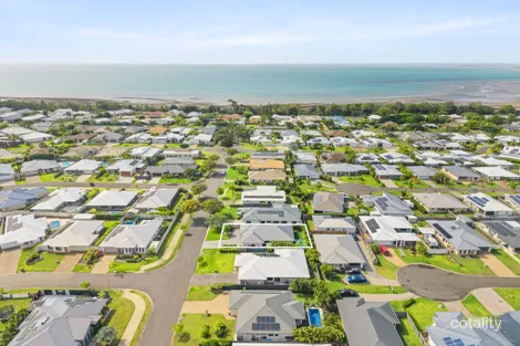 Property photo of 16 Oceanblue Boulevard Pialba QLD 4655