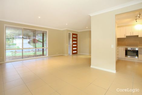 Property photo of 30 Urangan Court Helensvale QLD 4212