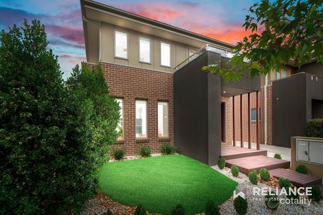 Property photo of 1/19 Hemsley Promenade Point Cook VIC 3030