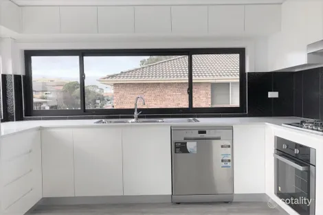 4/128 Moore St, Liverpool, NSW 2170