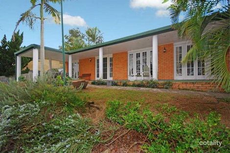 27 Marland St, Kenmore, QLD 4069