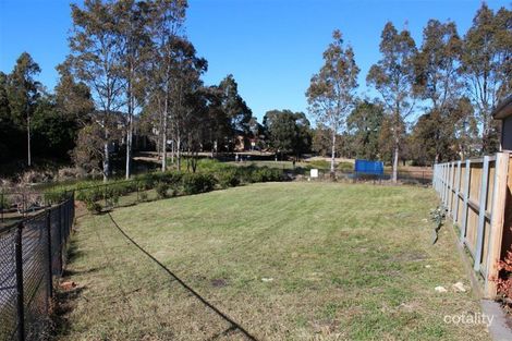 Property photo of 13 Jarvisfield Place Macquarie Links NSW 2565