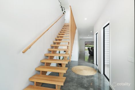 Property photo of 1/9 Emerald Court Belmont VIC 3216
