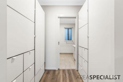 18 Juliet Way, Berwick, VIC 3806