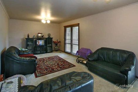 Property photo of 9 Challenge Court Frankston VIC 3199