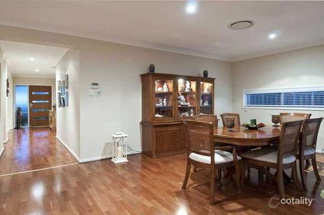 Property photo of 9 Lanier Close Oxenford QLD 4210