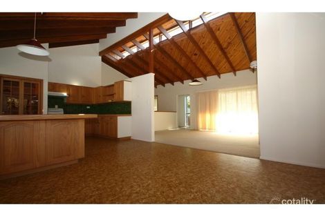 Property photo of 9 Windsor Avenue Moffat Beach QLD 4551