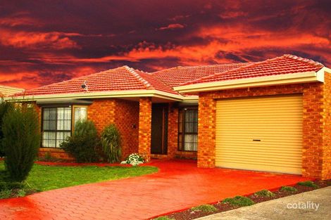 61 Gillingham Cres, Craigieburn, VIC 3064