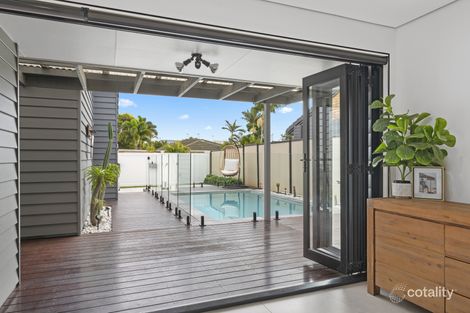 Property photo of 1/11 Maiala Close Paradise Point QLD 4216