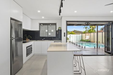 Property photo of 1/11 Maiala Close Paradise Point QLD 4216