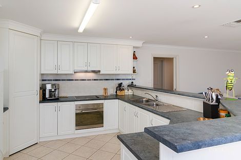 Property photo of 6 Strathoak Crescent Strathalbyn SA 5255