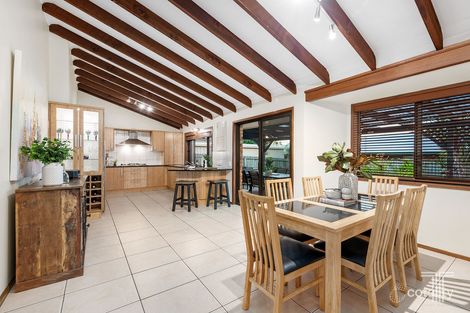 Property photo of 147 Cadogan Street Carindale QLD 4152