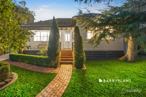 28 Railway Ave, Garfield, VIC 3814