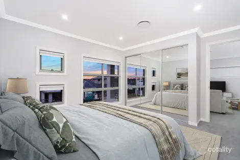 Property photo of 8 Durack Avenue Catherine Field NSW 2557