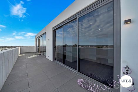 Property photo of 403/240 McKinnon Road McKinnon VIC 3204