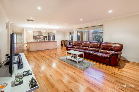 Property photo of 31 Thurvaston Crescent Cranbourne East VIC 3977