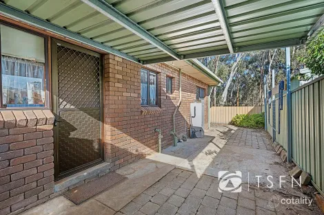 2/82 Gill Ave, California Gully, VIC 3556