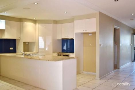 2/3 Queen St, Warners Bay, NSW 2282