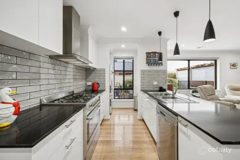 Property photo of 12 Quiver Terrace Mooroopna VIC 3629