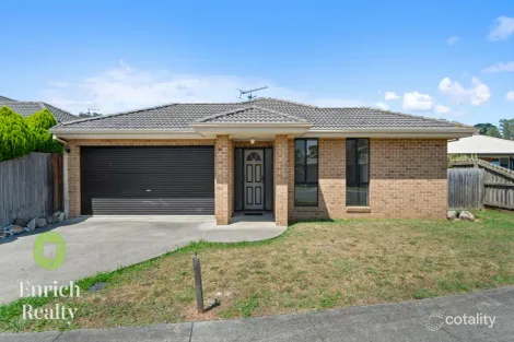 Property photo of 16 Vincent Boulevard Trafalgar VIC 3824