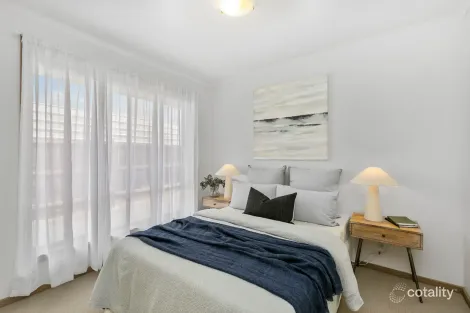 Property photo of 1/127 Bellbridge Drive Hoppers Crossing VIC 3029