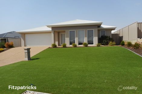 Property photo of 7 Hollows Crescent Lloyd NSW 2650