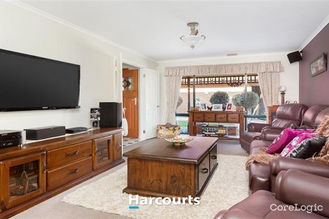 Property photo of 16 Crystal Brook Court Narre Warren South VIC 3805