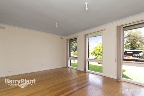 Property photo of 9 Valma Avenue Cranbourne VIC 3977