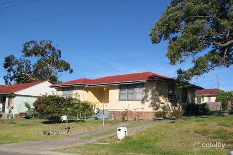 17 Stannett St, Waratah West, NSW 2298