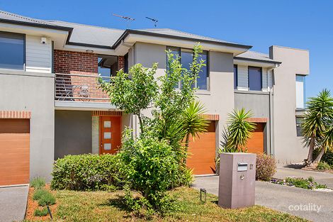 Property photo of 27 Brockhoff Drive Burwood VIC 3125
