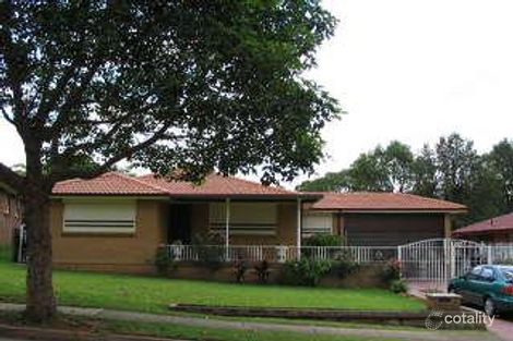8 Ainsworth Cres, Wetherill Park, NSW 2164
