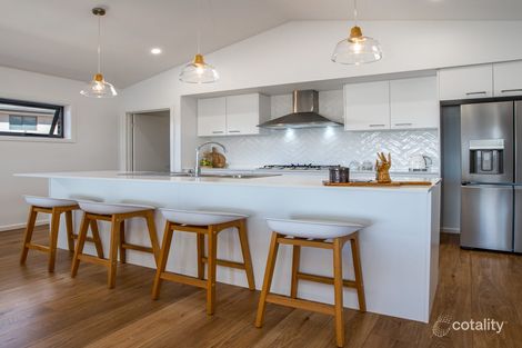 Property photo of 53 Smiggins Drive Thurgoona NSW 2640