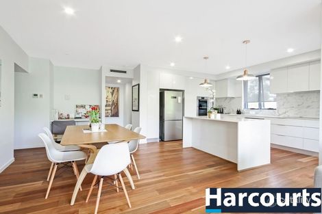 2/27 Seven Oaks St, Taringa, QLD 4068