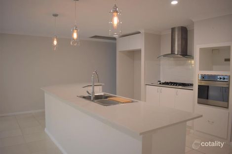 Property photo of 8 Rometta Way Sinagra WA 6065