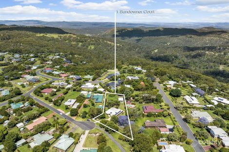Property photo of 1 Sundowner Court Highfields QLD 4352