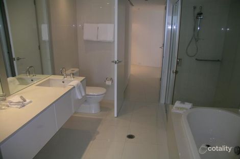 Property photo of 706/9 Hamilton Avenue Surfers Paradise QLD 4217