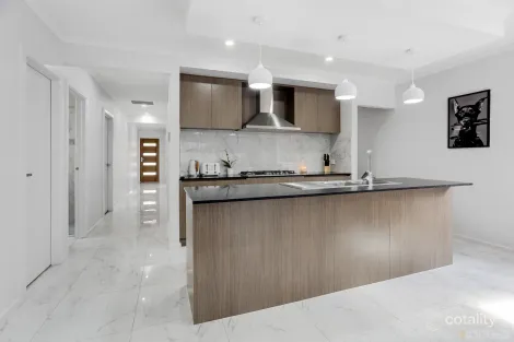 Property photo of 91 Abbeygate Drive Werribee VIC 3030