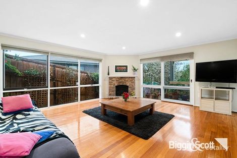 Property photo of 11 Aumann Drive Templestowe VIC 3106