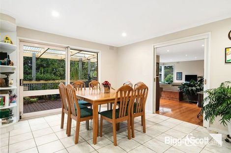 Property photo of 11 Aumann Drive Templestowe VIC 3106