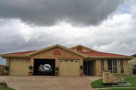 7 Jaeger Ct, Cameron Park, NSW 2285