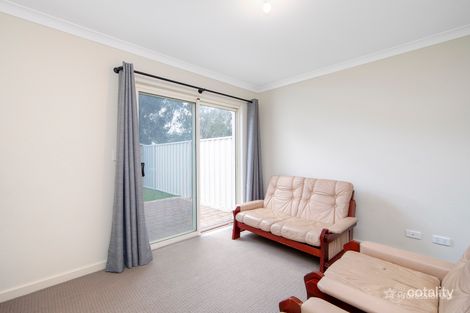 Property photo of 1/61 Aquaviva Circle Viveash WA 6056