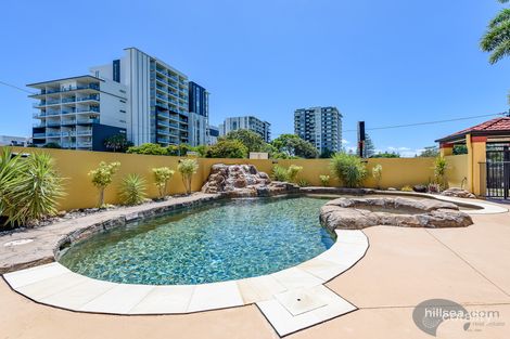 Property photo of 4/10-12 Bath Street Labrador QLD 4215