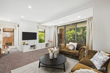 Property photo of 2/2A Lynne Court Balwyn North VIC 3104