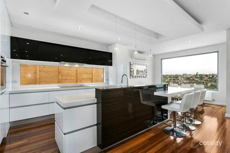 Property photo of 45 Marigold Crescent Gowanbrae VIC 3043