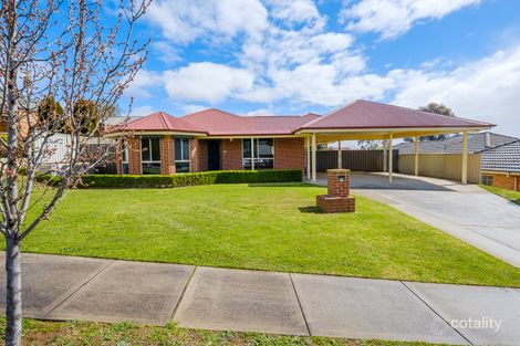 Property photo of 10 Mackenzie Crescent Wodonga VIC 3690