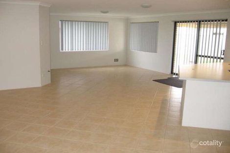 Property photo of 16 Emerald Way Australind WA 6233