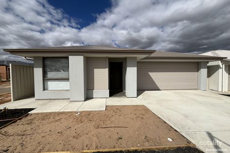 Property photo of 10 Bonham Crescent Munno Para West SA 5115