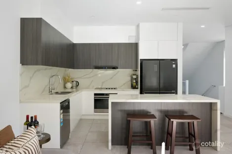Property photo of 31 Warwick Road Dundas Valley NSW 2117